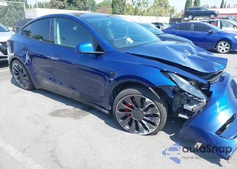 2025 Tesla Model Y Performance Dual Motor All-Wheel Drive from USA, damaged, VIN 7SAYGDEF0SF311177